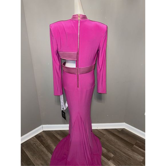 Zhivago Message To Love Gown in Berry - Picture 7 of 8